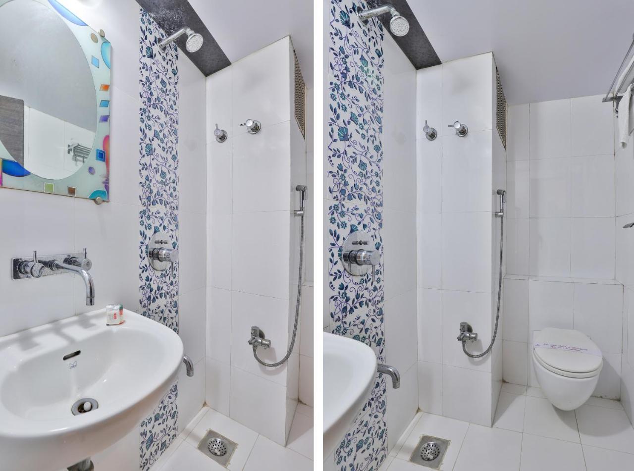 Oyo 2351 Hotel Golden Plaza อาเมดาบัด ภายนอก รูปภาพ