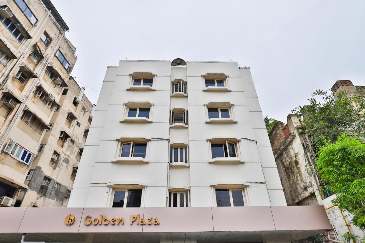 Oyo 2351 Hotel Golden Plaza อาเมดาบัด ภายนอก รูปภาพ